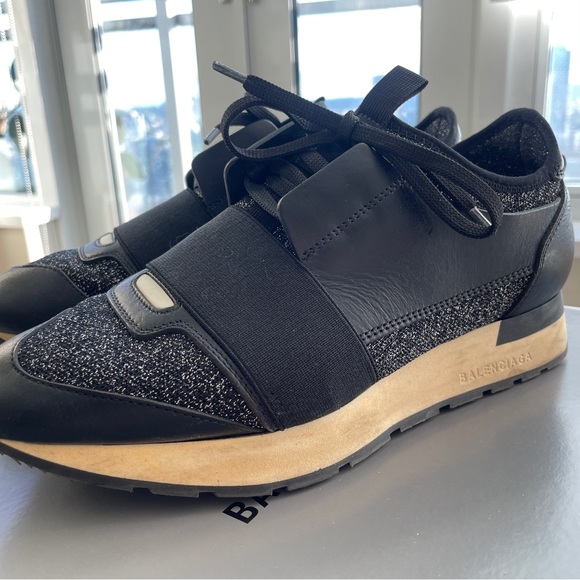 Balenciaga leather runner sneaker - Picture 2 of 7